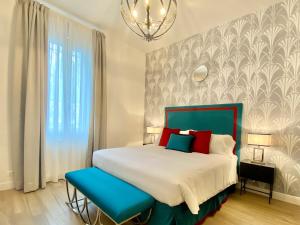 Mazzini 34 Collection