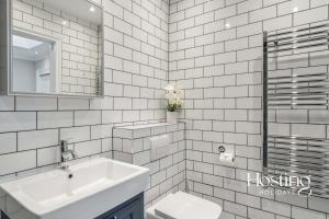 The Courtyard Apartments - Rosemary