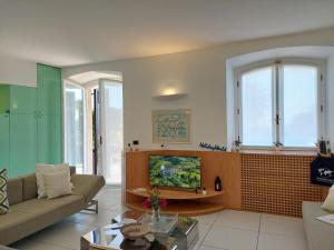 Giulia Excelsior Apartment by Holiday World