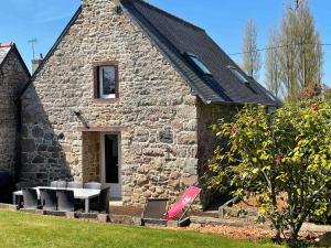 Maisons de vacances Le grand gite de St Nicolas, la campagne a 5 min de la mer : photos des chambres
