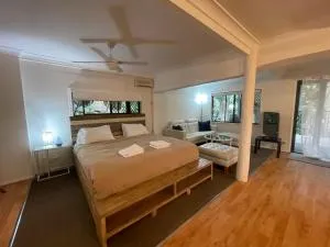 Gin's Rainforest stay -pet friendly - Eagle Heights