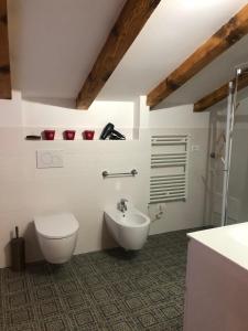 40 Min from the Dolomites Borgo Moretti -2 & pool