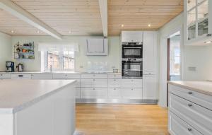 Nice Home In Nørre Nebel With Wifi