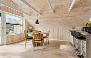 Cozy Home In Hemmet With Wifi