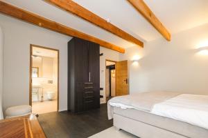 Maisons de vacances Villa Thun - Piscine - Maison de caractere au milieu des vignes : photos des chambres
