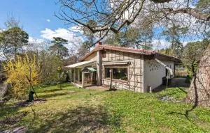 Nice Home In Rangsdorf With Wifi - Löwenbruch