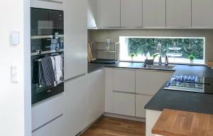 3 Bedroom Awesome Home In Borrby