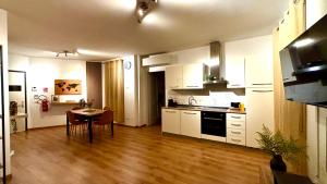 GOLD APARTMENT - Navigli, Duomo, Milano