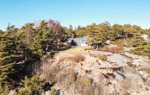 5 Bedroom Lovely Home In Tanumshede