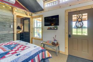 Fish, Swim and Tube Okolona Studio with Pond Access