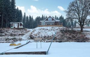 Gorgeous Home In Malmbäck