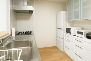 Cozy Stay in Namba Ward, 9-Min Walk to Namba Station