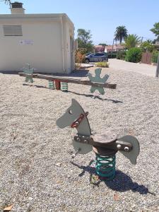 Pavillon 4 personnes entièrement rénové proche plage