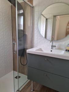 Pavillon 4 personnes entièrement rénové proche plage