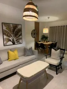 Iris Vacation Lovely Place - Negro