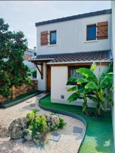 Havre de Paix avec Jardin privatif et Parking Gratuit à 15 min de Versailles - 马尼·莱斯·阿莫