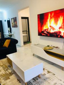 Furnished 2bedrm unit- Smarthomes