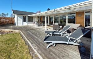 4 Bedroom Nice Home In Båstad