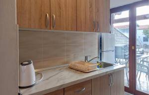 1 Bedroom Beautiful Apartment In Vir