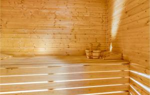 Lovely Home In Buzim With Sauna