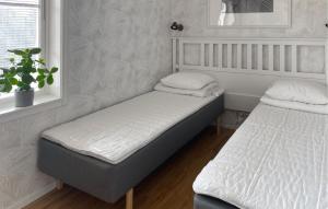 1 Bedroom Stunning Home In Mullsjö