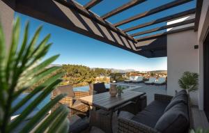 Beautiful Home In Lumbarda