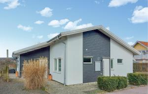 Nice Home In Furulund With Sauna