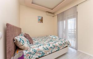 Gorgeous Apartment In Biograd Na Moru