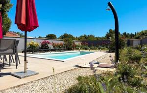 Amazing Home In Liznjan