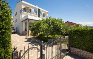 Nice Apartment In Novi Vinodolski