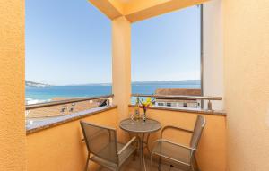 1 Bedroom Stunning Apartment In Duce