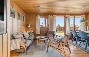 Awesome Home In Grenaa With Wifi