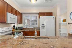 4416 Windswept Villa by Akers Ellis Rentals