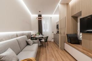 The Best Rent - Atmosphere and romance: one-bedroom apartment just steps from the Colosseum