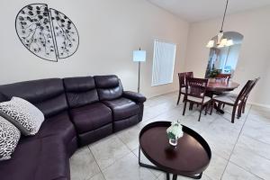 Lakeview Pool Spacious Villa