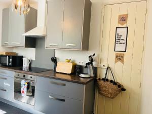 Maisons de vacances Maison des Pins - Jardin, calme et plage - Lock-inn : Maison 2 Chambres
