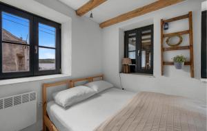 2 Bedroom Amazing Home In Pirovac