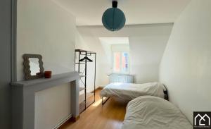 Maisons de vacances Villa Les Pieds dans l-Eau - 4chambres 10personnes - Central & Proche Mer : photos des chambres
