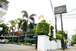 GRAND MAAS HOTELS & BANQUTEs