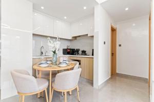 Safari Escape Near Junction Mall