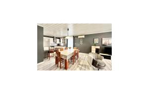 3 Bedroom Amazing Apartment In Vodice