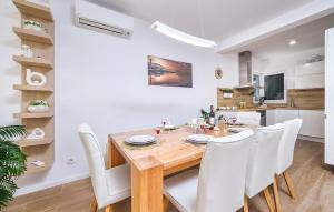 Amazing Home In Kastel Novi