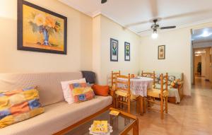 Cozy Apartment In Torrevieja With Wifi