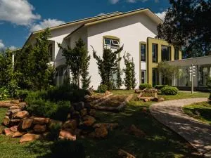 Kurotel Centro Contemporâneo de Saúde e Bem Estar - 伊格雷日尼亚