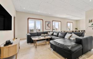 Nice Home In Ebeltoft