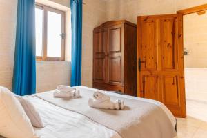 Ta Dora Sleeps 6 with Private Pool