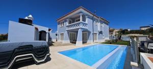 Ericeira -Oceonview Villa with Pool and Whirlpool