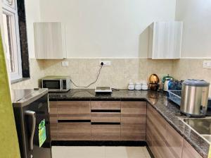 Ananda Tattva by Srijan Stays, Near Iskcon Temple