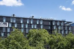All Suites Appart & Hotel Paris 13 Porte d'Italie - 莱克朗兰比塞特尔