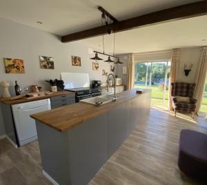Maisons de vacances La Bergerie Luxury cottage and pool on eco-friendly micro-farm : photos des chambres